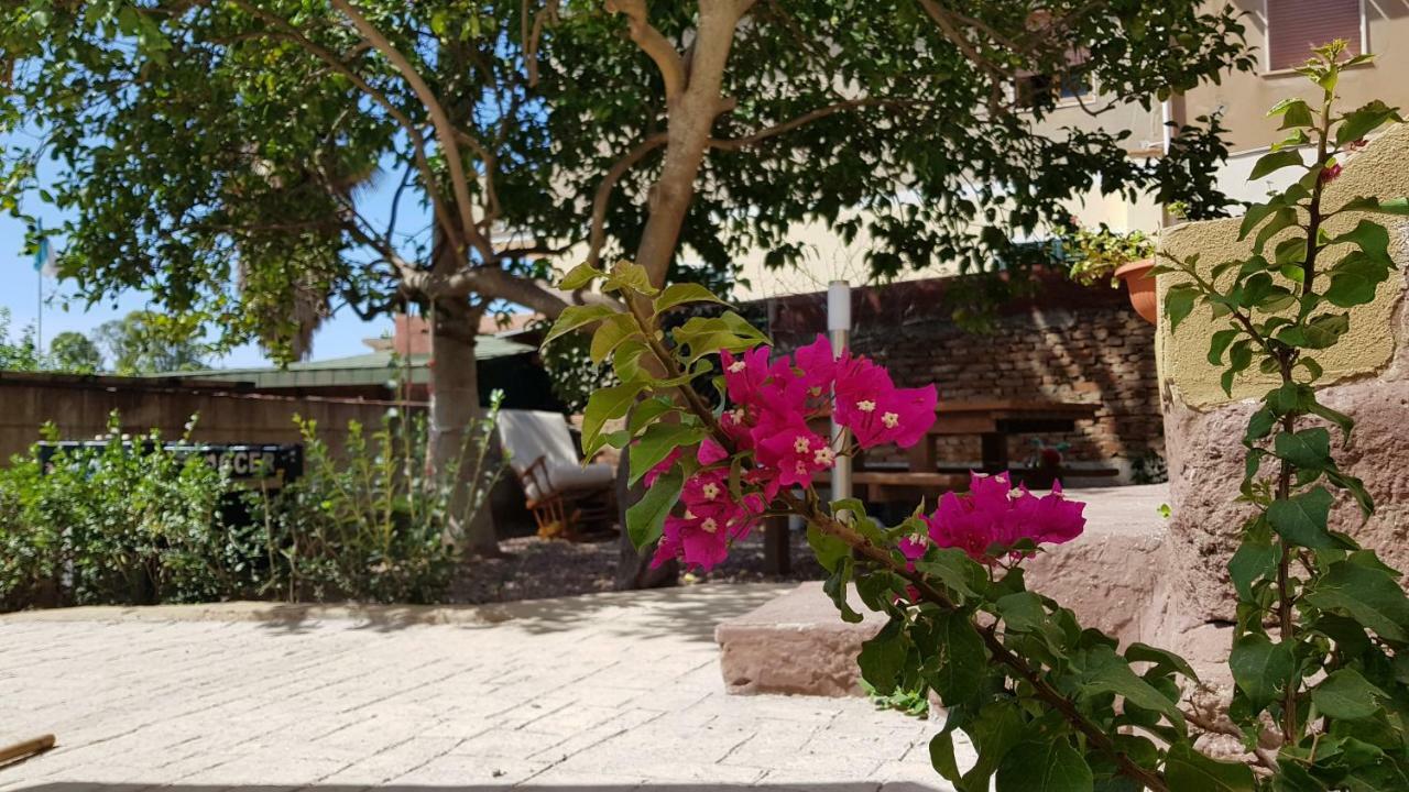 Piero'S Apartment كاربونيا المظهر الخارجي الصورة
