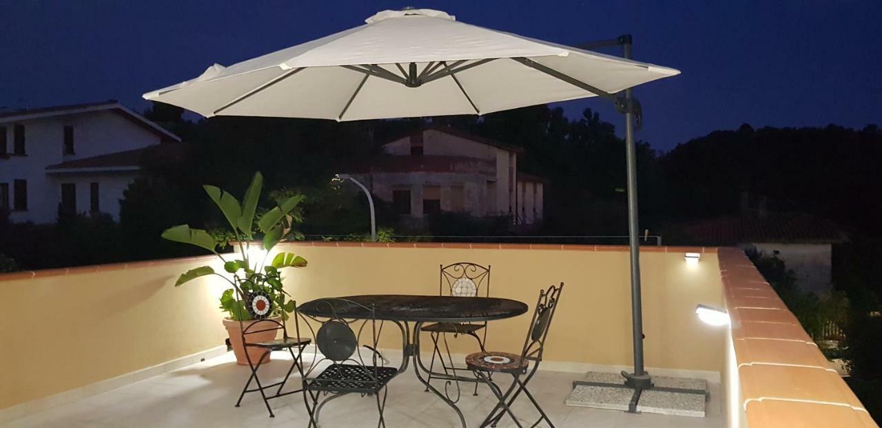 Piero'S Apartment كاربونيا المظهر الخارجي الصورة