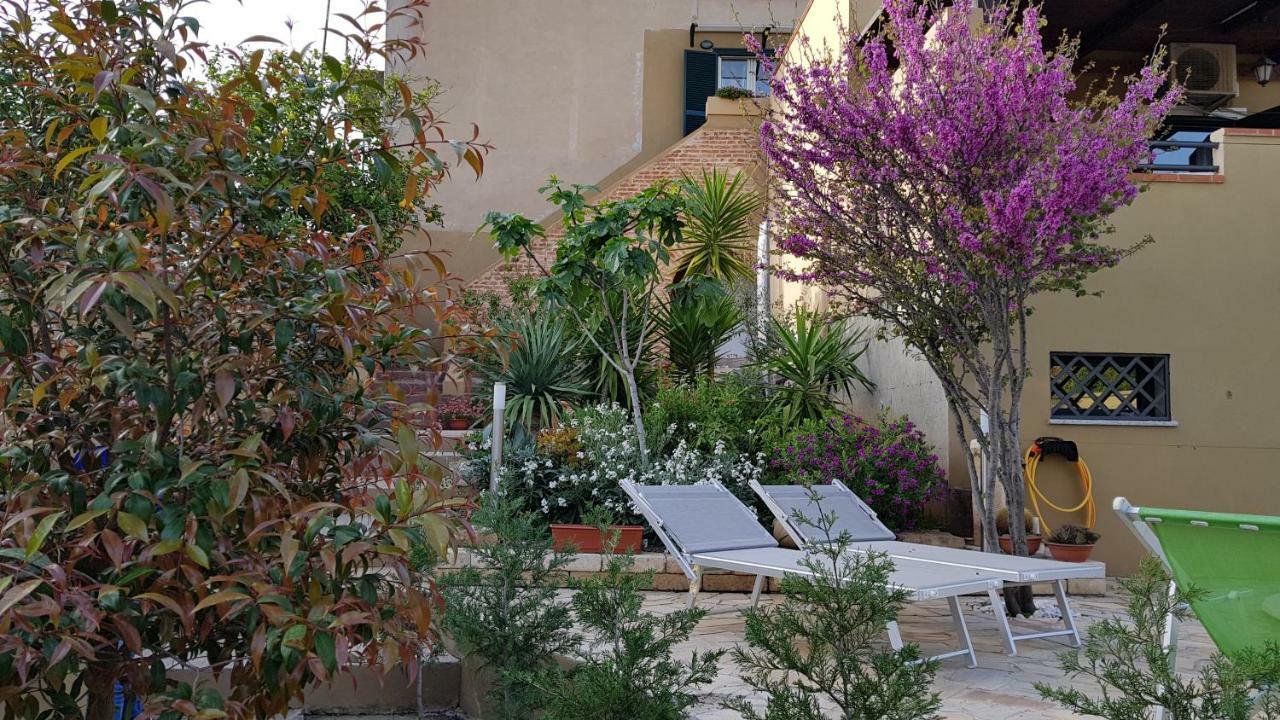 Piero'S Apartment كاربونيا المظهر الخارجي الصورة